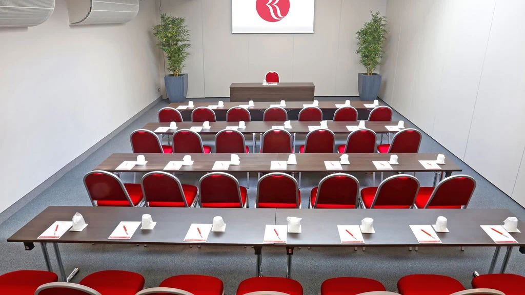 الفندق رامادا بلازا ميلانو - ميلانو